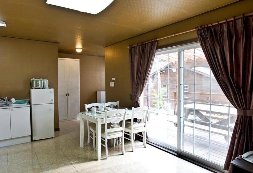 جناح, Hyundai Soo Resort Hoengseong