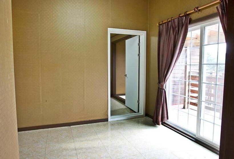 جناح, Hyundai Soo Resort Hoengseong