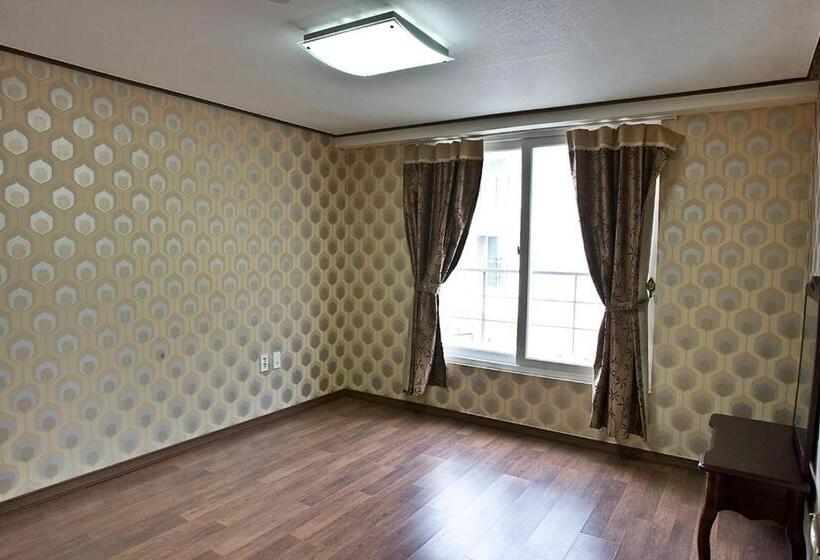 جناح ملكى, Hyundai Soo Resort Hoengseong