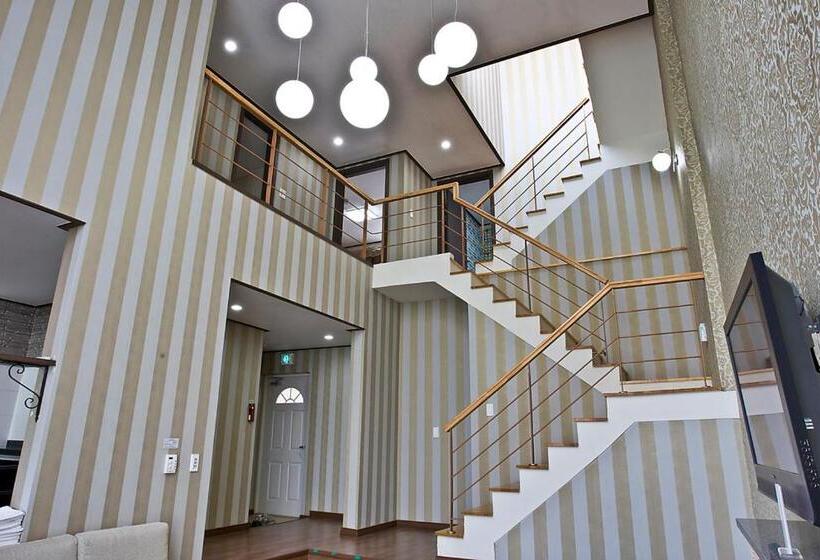 جناح ملكى, Hyundai Soo Resort Hoengseong