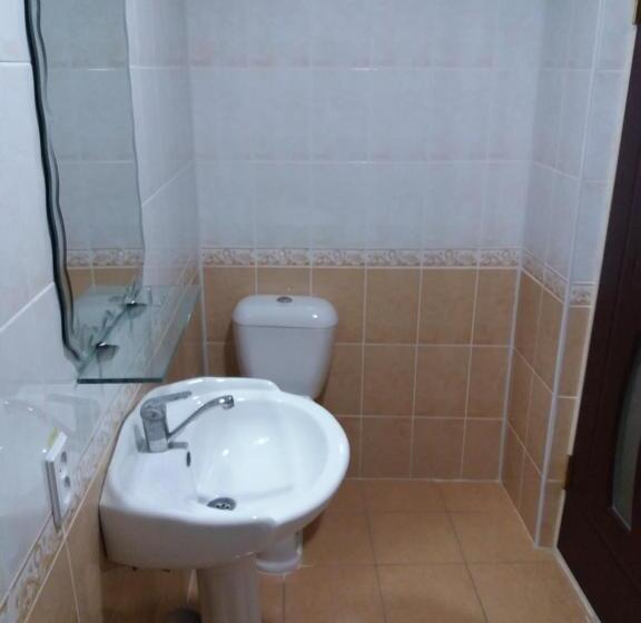 חדר סטנדרט, Abu Shakheen