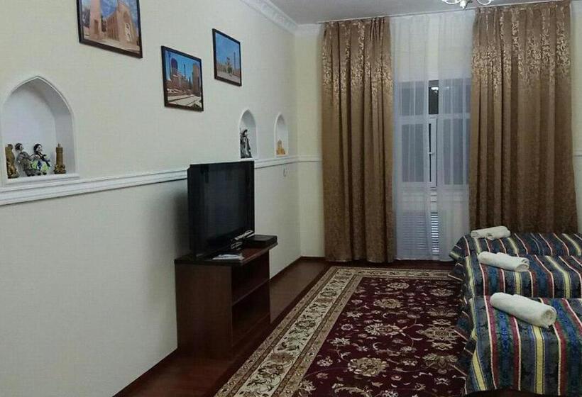 חדר סטנדרט לשלושה, Abu Shakheen