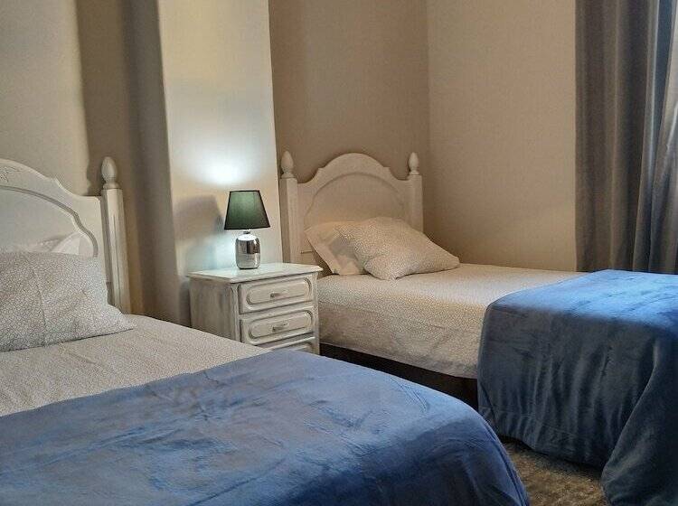 اتاق استاندارد با سرویس بهداشتی مشترک, Gabriel Guesthouse