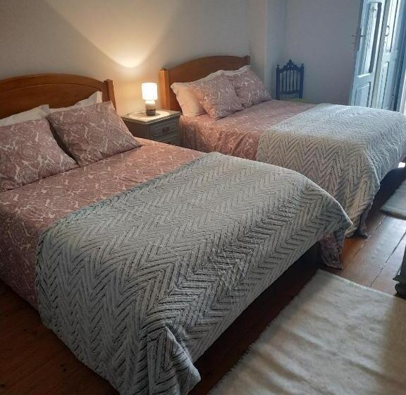 اتاق خانوادگی با چشم‌انداز باغ, Gabriel Guesthouse