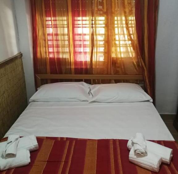 Апартаменты 1 Спальня Нижний Этаж, Helios