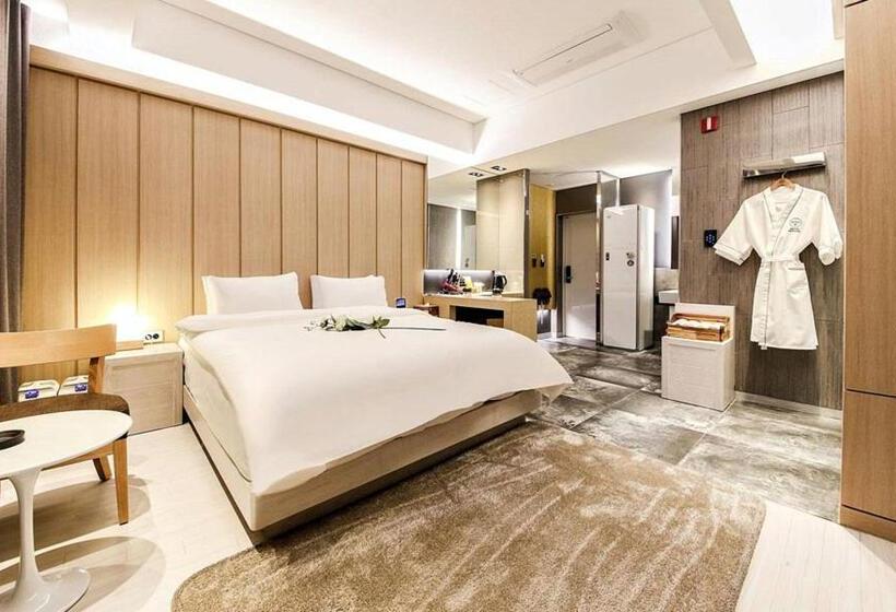 غرفة ديلوكس, Yeogiuhtte Seodaegu