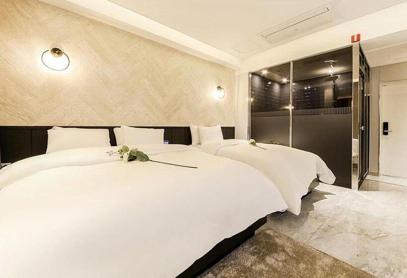 غرفة ديلوكس, Yeogiuhtte Seodaegu