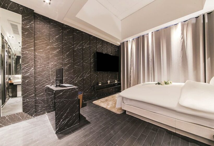 غرفة قياسية, Yeogiuhtte Seodaegu