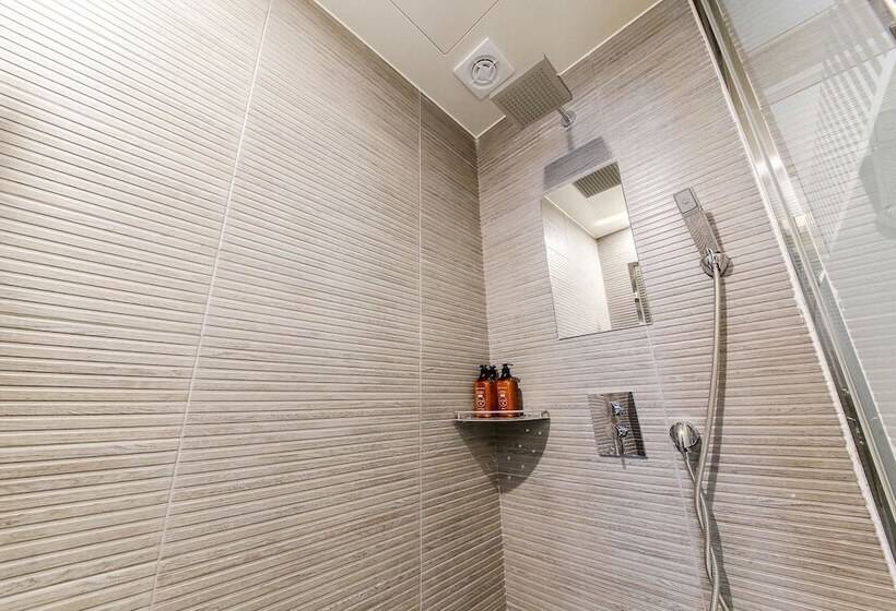 جناح, Yeogiuhtte Seodaegu