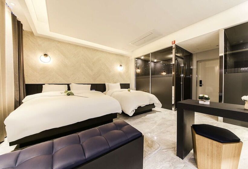 Номер Deluxe, Yeogiuhtte Seodaegu