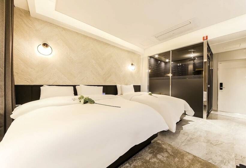 غرفة ديلوكس, Yeogiuhtte Seodaegu