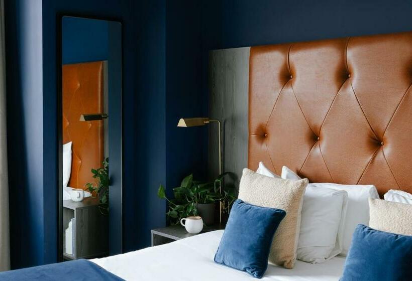 סטודיו פרמיום, Native Glasgow