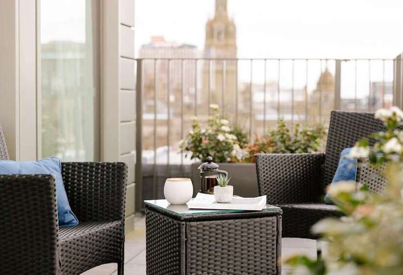 דירת חדר דלוקס, Native Glasgow