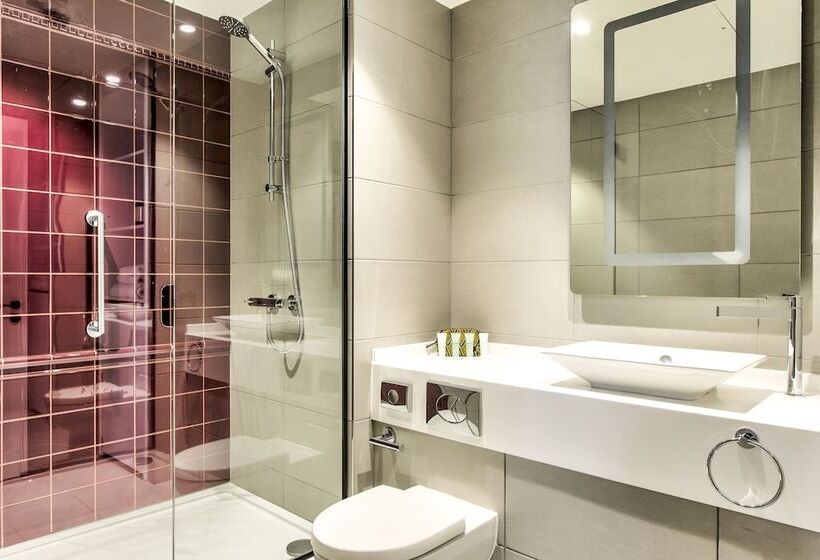 סטודיו פרמיום, Native Glasgow