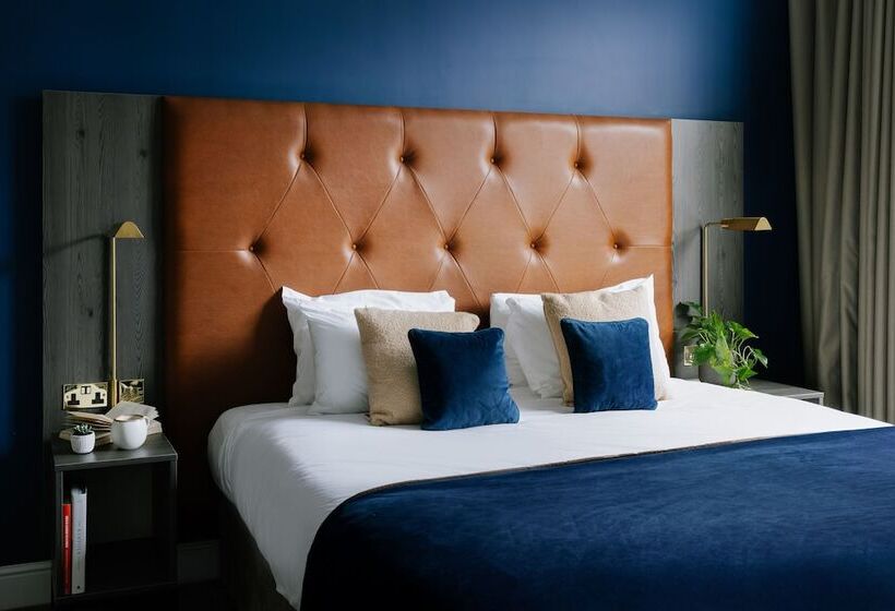 סטודיו דלוקס, Native Glasgow