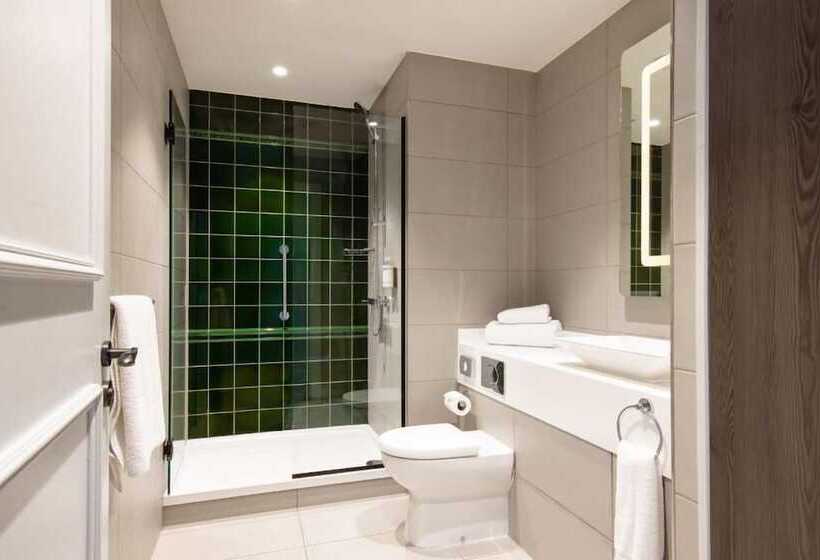 סטודיו דלוקס, Native Glasgow