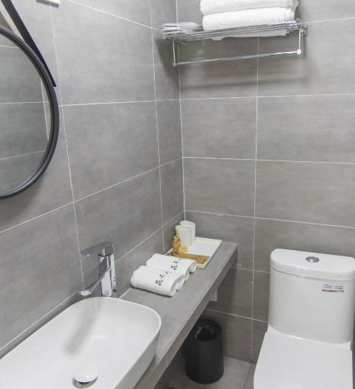 غرفة قياسية مزوَّدة بتراس, Bloom Time Guest House