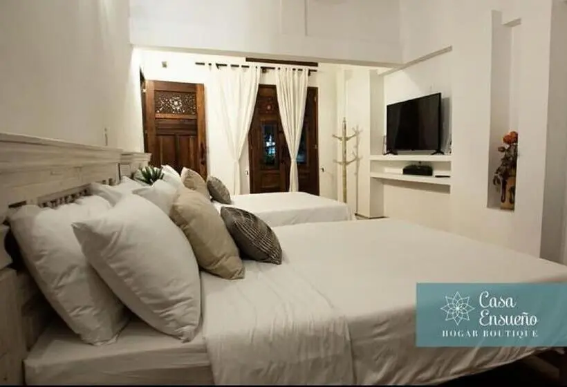 Standard Neljän Hengen Huone Parveke, Casa Ensueño Hogar Boutique
