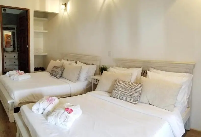 Standard Neljän Hengen Huone Parveke, Casa Ensueño Hogar Boutique