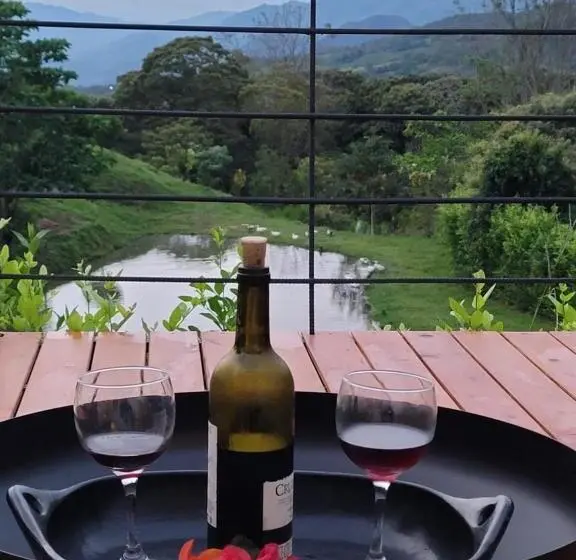 Suite with lake view, Casa Ensueño Hogar Boutique