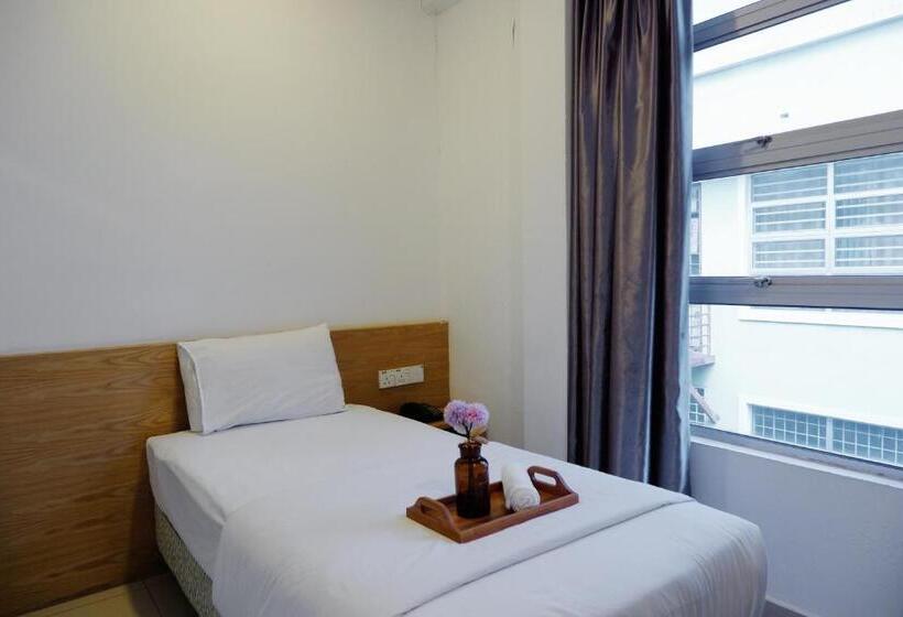 标准单人间, Iris