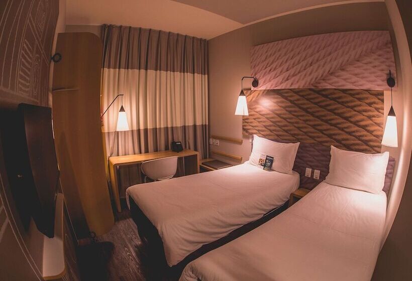 标准间, Ibis Carlos Barbosa