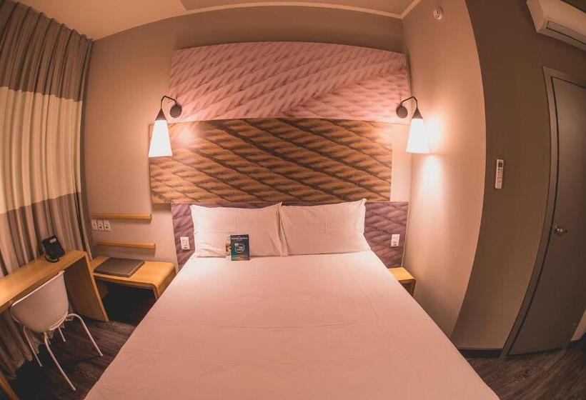 标准间, Ibis Carlos Barbosa