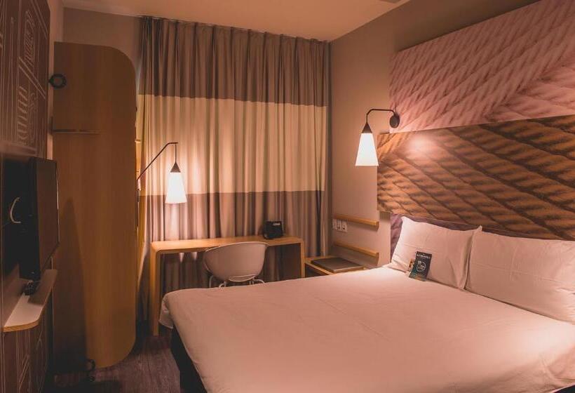 标准间, Ibis Carlos Barbosa