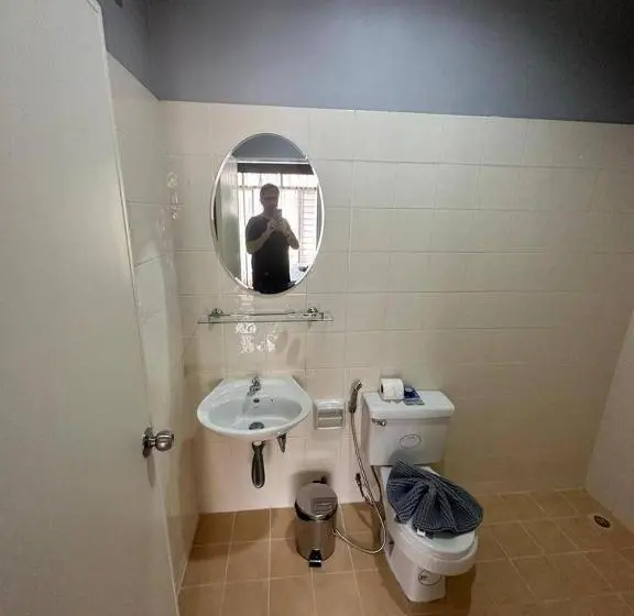 اتاق استاندارد با تخت بزرگ, S A F E Residence Patong