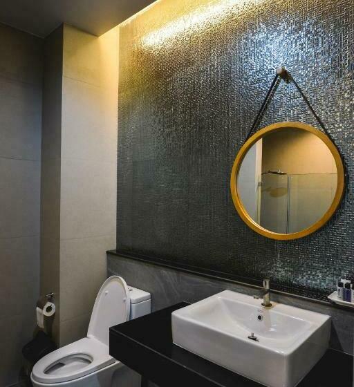 带大床的高级房间, 9d Sport