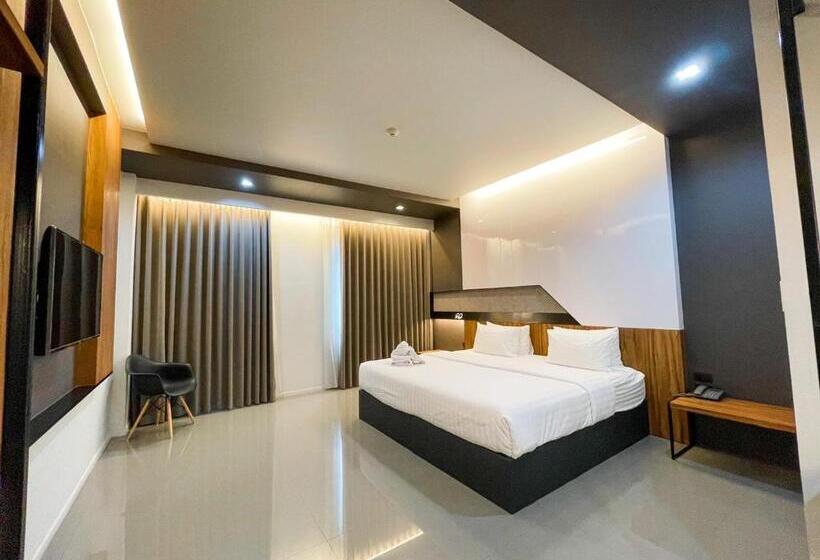 带大床的高级房间, 9d Sport