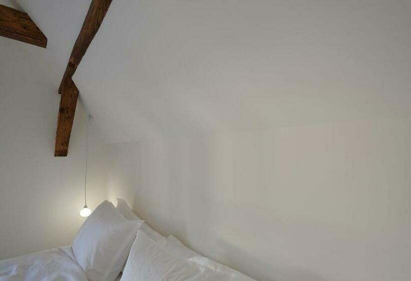 غرفة قياسية, Bar10zimmer