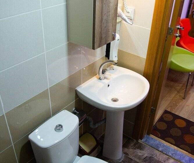 غرفة قياسية, Figen