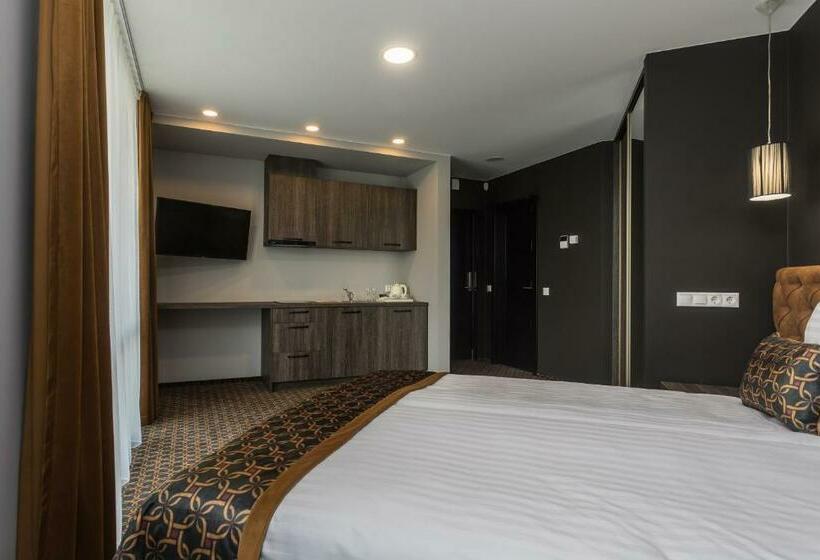 اتاق لوکس, Resort Hotel Elija