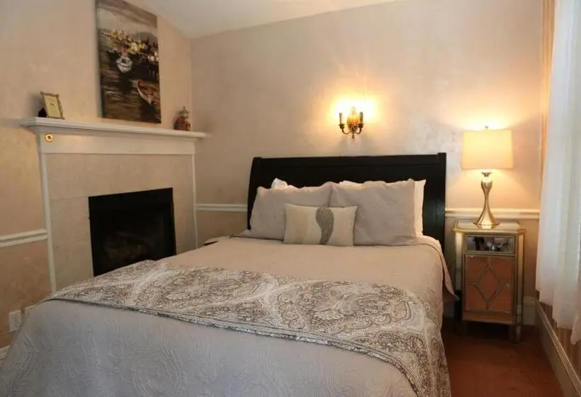 スタンダードルーム, Martha's Vineyard B & B