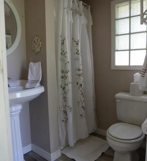スタンダードルーム, Martha's Vineyard B & B