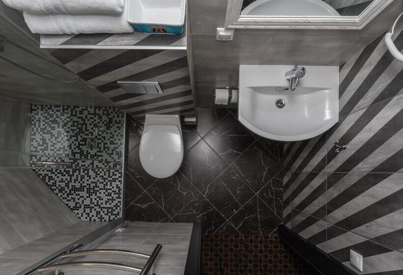 سوییت اجرایی, Resort Hotel Elija