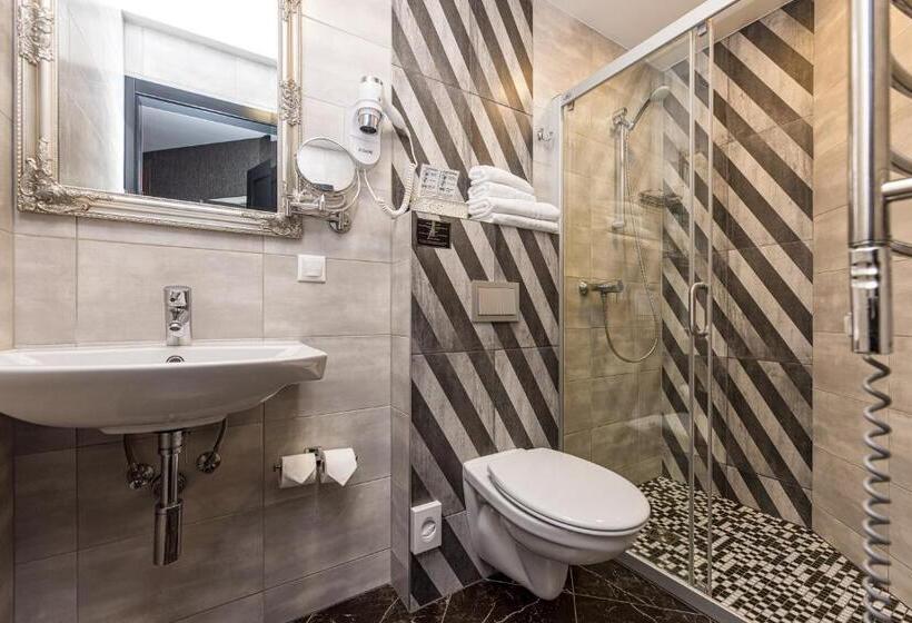 اتاق لوکس, Resort Hotel Elija