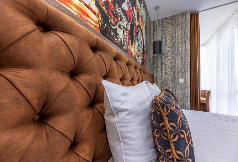 اتاق لوکس, Resort Hotel Elija