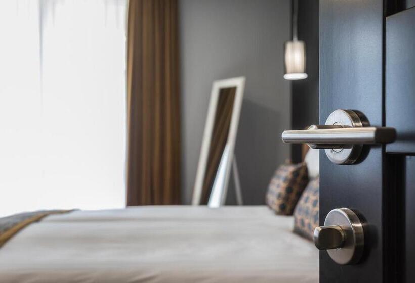 اتاق لوکس خانوادگی, Resort Hotel Elija