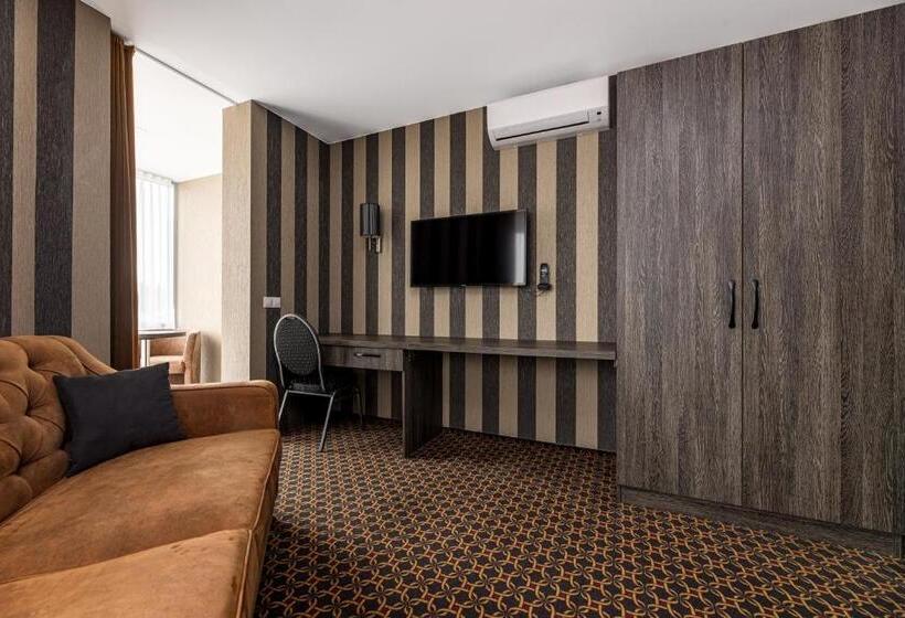 اتاق لوکس خانوادگی, Resort Hotel Elija