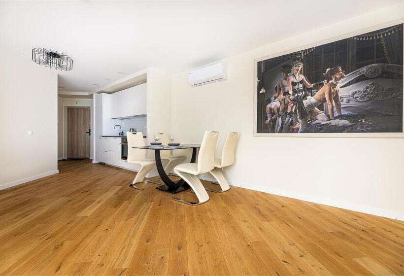 استودیوی استاندارد, Resort Hotel Elija