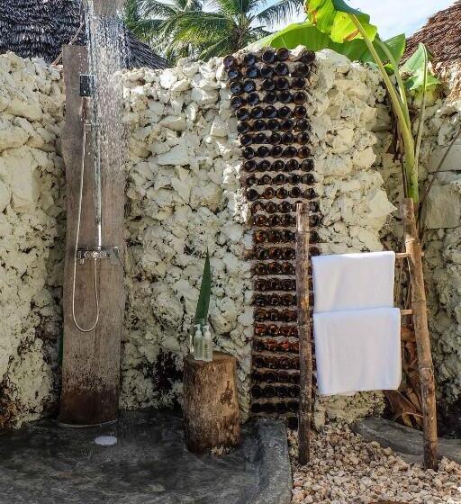 Standard bungalow with terrace, B4 Beach Club