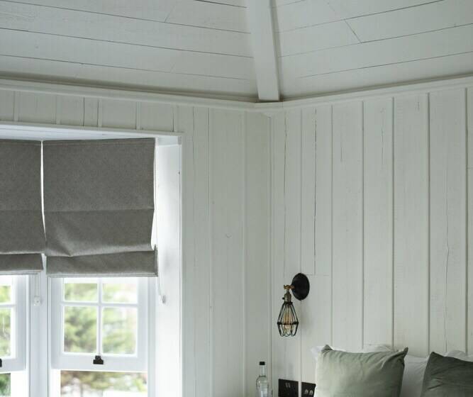 Номер Deluxe, Becketts