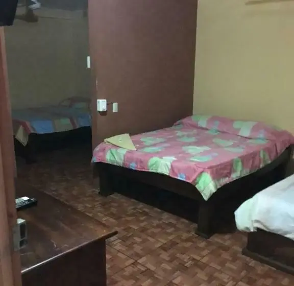 اتاق خانوادگی, Cabinas Yolymar