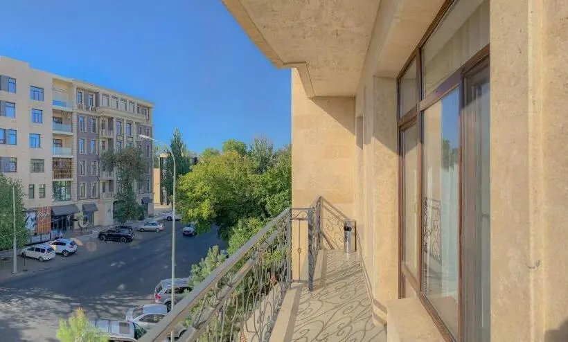 اتاق سوپریور, Fn Shymkent