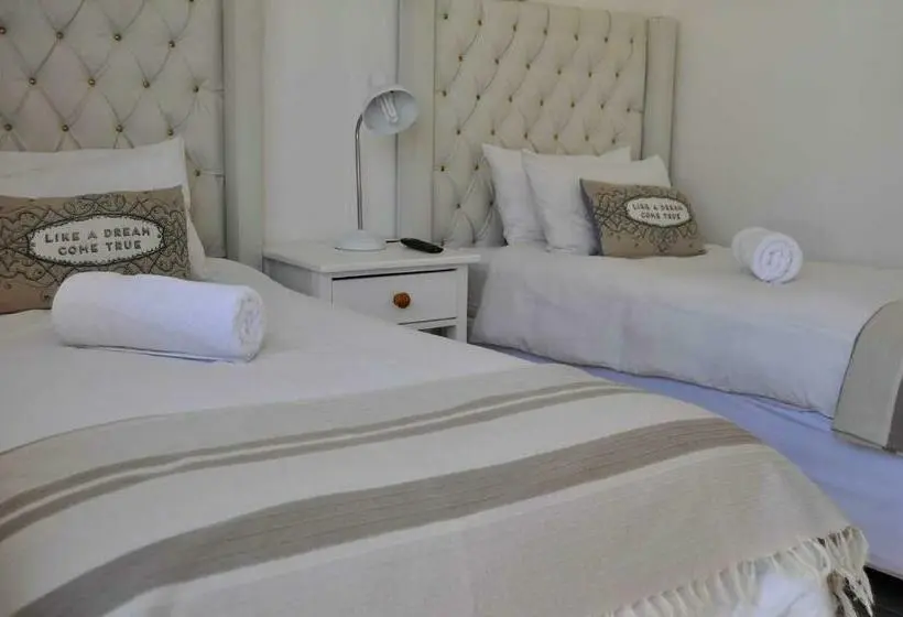 اتاق استاندارد یک نفره, Timo's Guesthouse Accommodation