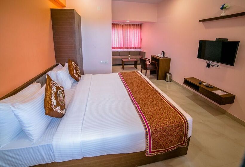 غرفة بريميوم, Rnb Select Saanvi