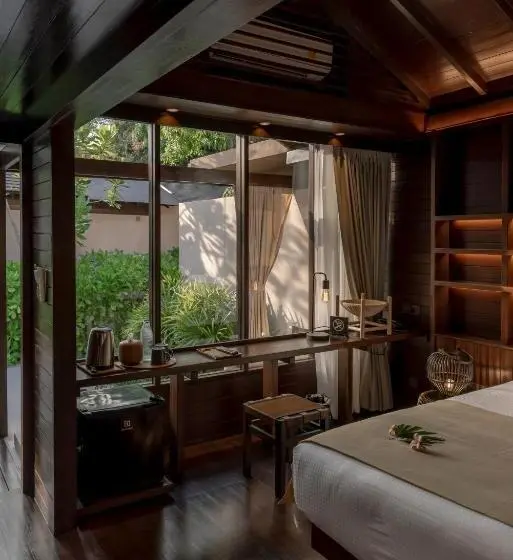 プールの見えるデラックスルーム, The Spa Resorts Lamai Beach