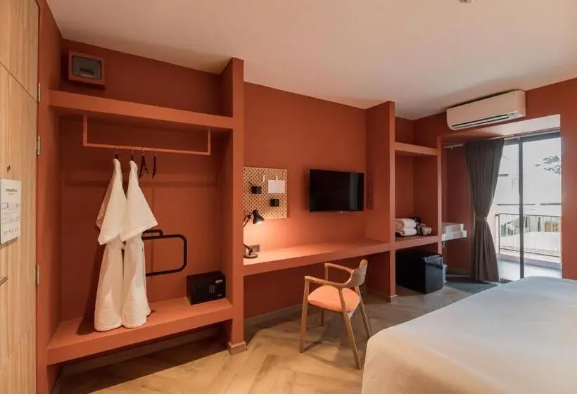 デラックスルーム, Blu Monkey Hub And Hotel Bangsaen